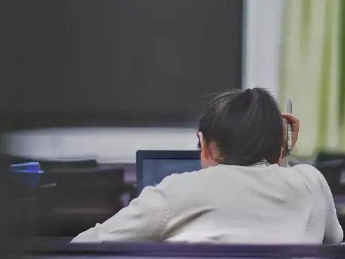 研究生情绪自救指南：在科研压力中找回平衡